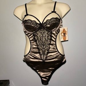 Plus size lingerie